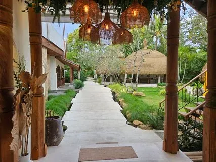 Koh Samui April 11 Junto