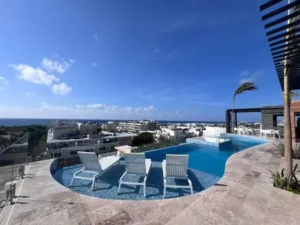 Playa del Carmen November 21 Junto